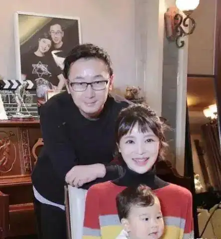 至今未嫁人的9位大龄女明星,各个貌美如花,最大56岁,最小35岁