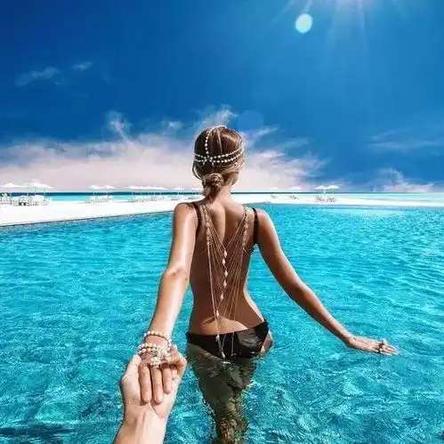 正是海岛好时节如梦如幻的湛蓝水与天,怎么舍得不去呢