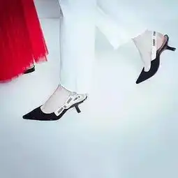 最火猫跟鞋diorgucciprada都争着抱大腿潮流正当时