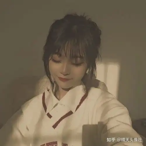 朦胧感女生头像星光杳杳,难似你温柔惬意