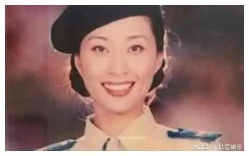 她是春晚常客,丈夫去世后她淡出娱乐圈,痴情的女星