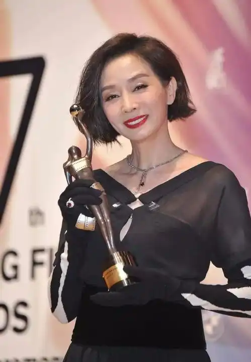 毛舜筠为三婚老公庆生,陈茵媺祝福闹笑话,两女儿未遗传妈妈美貌