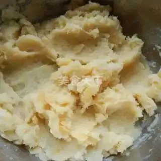 没想到土豆可做这么多甜品点心席卷朋友圈
