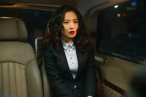 李梦,一个谜一样的女演员