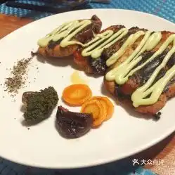 辣菲芝士烤鱼融合菜如既往店的heyjude黑猪好不好吃用户评价口味怎么样天津美食heyjude黑猪实拍图片大众点评