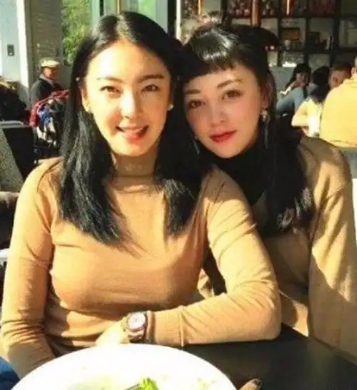 明星最想删除的照片,张雨绮被粉丝碾压,柳岩被吓出表情包
