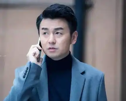 一张丧萌脸的渣男,凭什么比靳东张震还圈粉