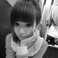 最新最潮伤感黑白qq头像