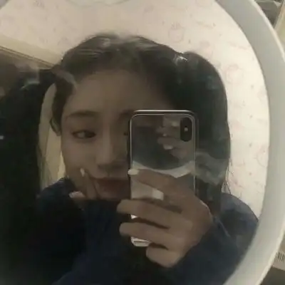 精选女头对镜自拍那些让你崩溃女生头像我要个性网