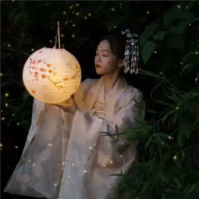 江孑唯美意境古风气质女生头像