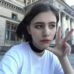 快手头像女生霸气一点欧美风格好好活下去每天都有新的打击