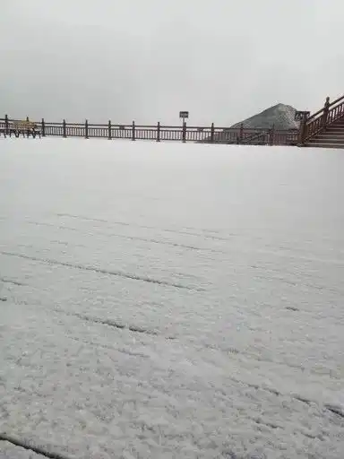 太白山再现六月积雪景观,值得一看