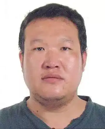 在阳泉见到这人请立即报警