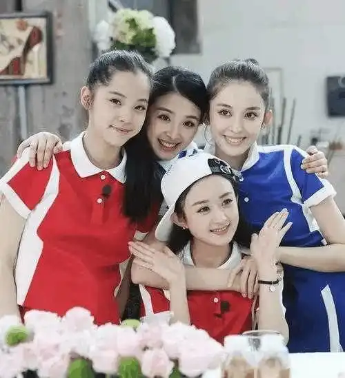 赵丽颖的生日,做为朋友的娜扎微博竟然发这个