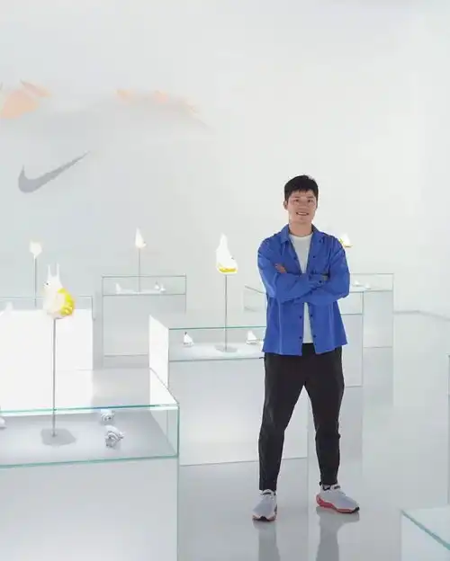 突发nike社交平台集体换头像,只为这个神秘配色