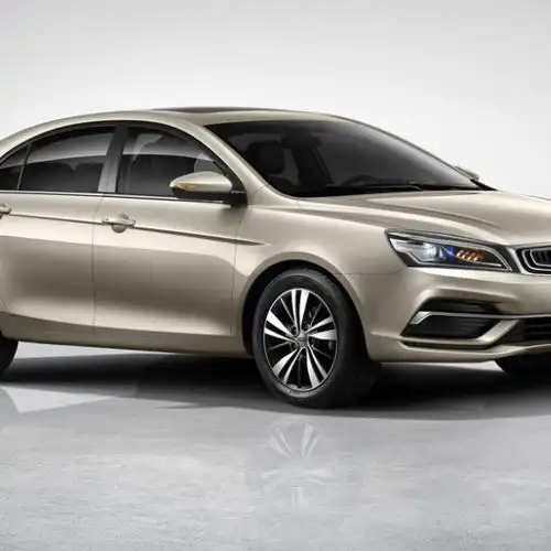 吉利帝豪追击新能源,动力参数已超迈腾1.4t,纯电续航高达400km