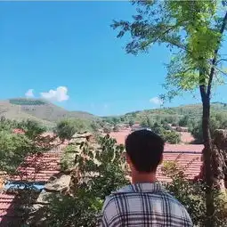 头像没心没肺地笑只是不想输掉仅剩下的骄傲