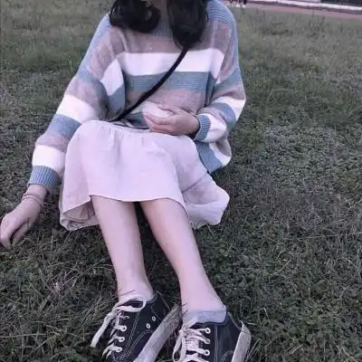 qq优质女头腿部性感部位女头下半身露腿