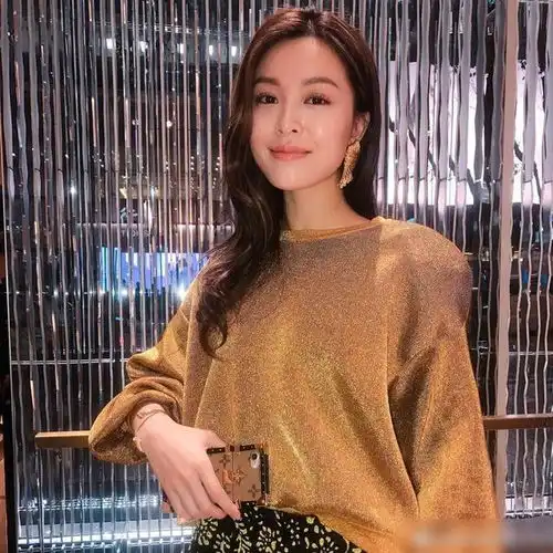 文咏珊也开始保护baby大婚场面不输baby黄晓明,却更幸福是赢家