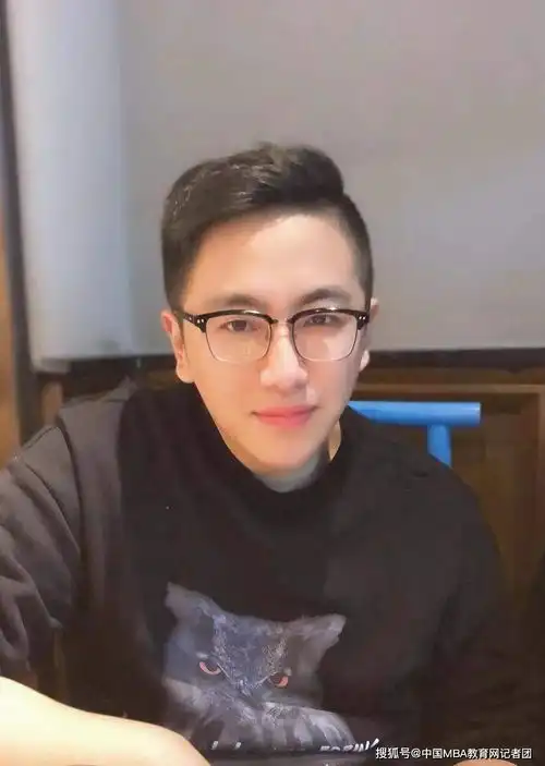 华理2019届毕业生丁鹏同学荣获第三届上海市金融硕士优秀论文奖