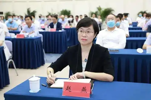 崂山区委常委会扩大会议暨区委理论学习中心组学习会议召开