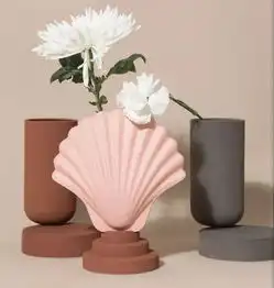 这样的花瓶,你总得备一个