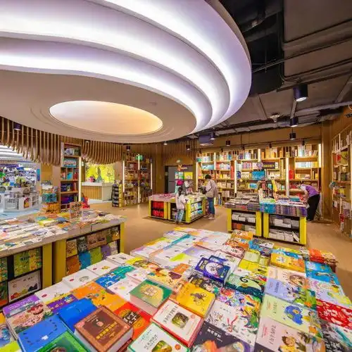 山东500余家新华书店转型升级复合文化场所