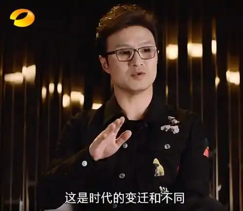原来李健是汪峰多年的好友,章子怡称呼他李健哥索要签名专辑