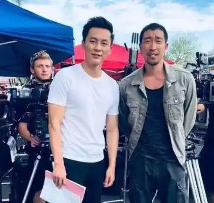 李晨发文呼吁救援,七日生剧组遇台风玉兔滞留塞班岛