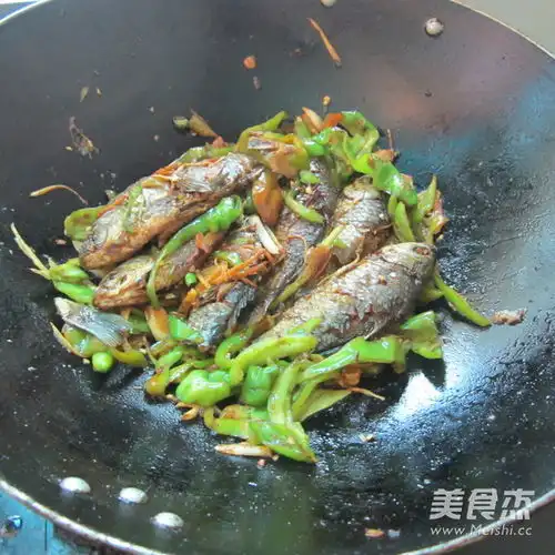尖椒鲫鱼