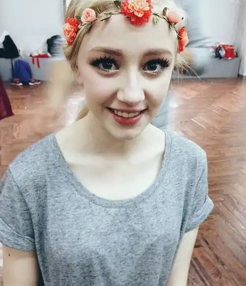 还记得丹麦天使吗她找了个东南亚男友,晒合影被吐槽美女配野兽