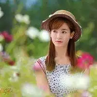 李晟头像高清图片大全名人李晟真人头像大图下载