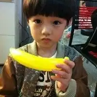这个小孩是谁啊啊啊好萌