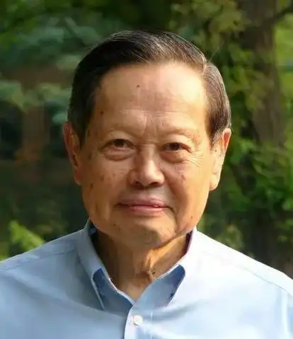 相差54岁的杨振宁和翁帆用15年证明,有一种真爱和年龄无关