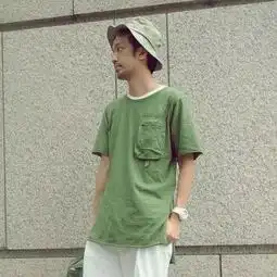 把普通的t恤穿好看的男生,怎么会单身呢