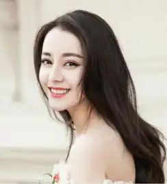 迪丽热巴拒绝穿旗袍,惹得节目组发怒,穿上后美的让人移不开眼