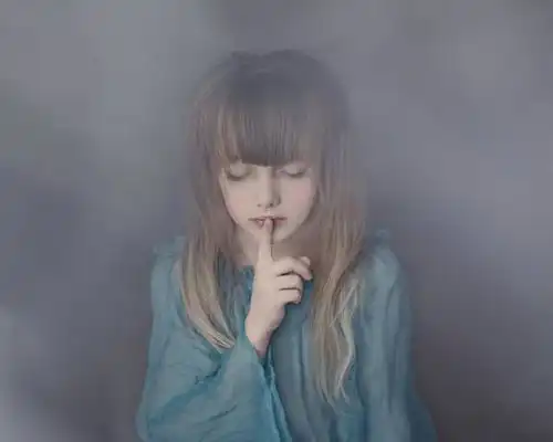 到底应不应该对美容仪抱期望认清它,变老还尚早