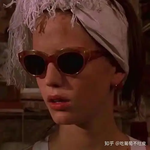 有没有那种戴着毛巾和眼镜的沙雕头像