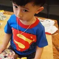 谁知道这小孩子名字叫什么