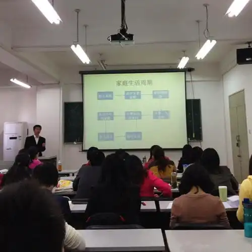 41岁大学老师因疫情后遗症去世,最后照片可怕,师兄发文披露隐情
