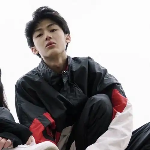 头像怎么能少了情侣头像呢