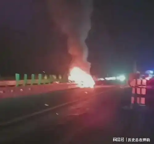 小米su7高速起火3女生烧成灰烬,电车安全还需要献祭多少生命