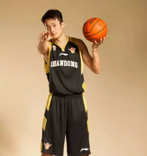 丁彦雨航终于要滚去nba了这一刻中国球迷等了20年