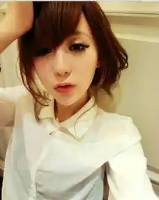 求把上面的字去掉不伤原图