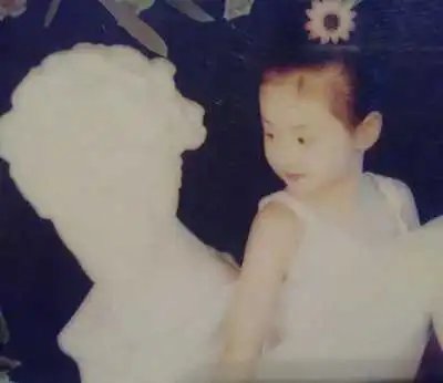 郑爽倪妮baby杨幂等女星童年照曝光刘涛样貌清纯