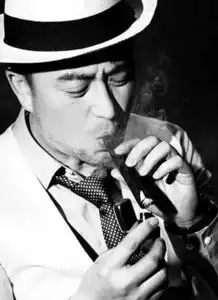 影视圈那些越老越帅的男星,请收下我的膝盖