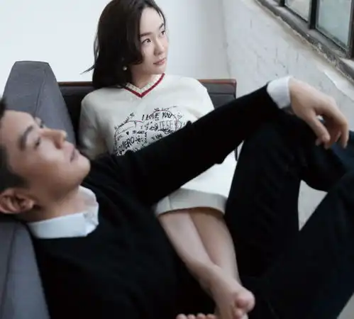杜江晒一家三口野营时光,嗯哼眉清目秀变小帅哥,霍思燕颜值回春