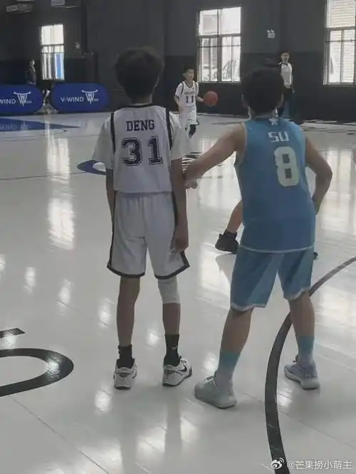 孙俪陪伴儿子等等征战赛场,12岁少年风采抢眼