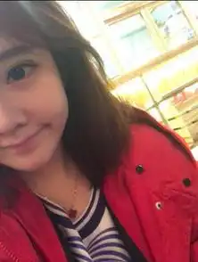 冯提莫的自拍每一张都是炫富18万名表都是小菜
