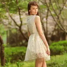 甜美蕾丝清纯校园风
